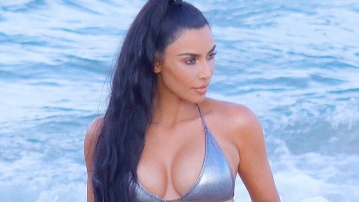 Τέλος η εφαρμογή της Καρντάσιαν – Έκανε την ανακοίνωση με ένα μικροσκοπικό μπικίνι – ΦΩΤΟ