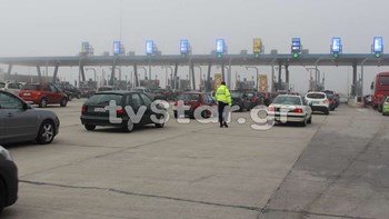 Αυξημένη η κίνηση στην Εθνική οδό Αθηνών – Λαμίας – ΦΩΤΟ – ΒΙΝΤΕΟ