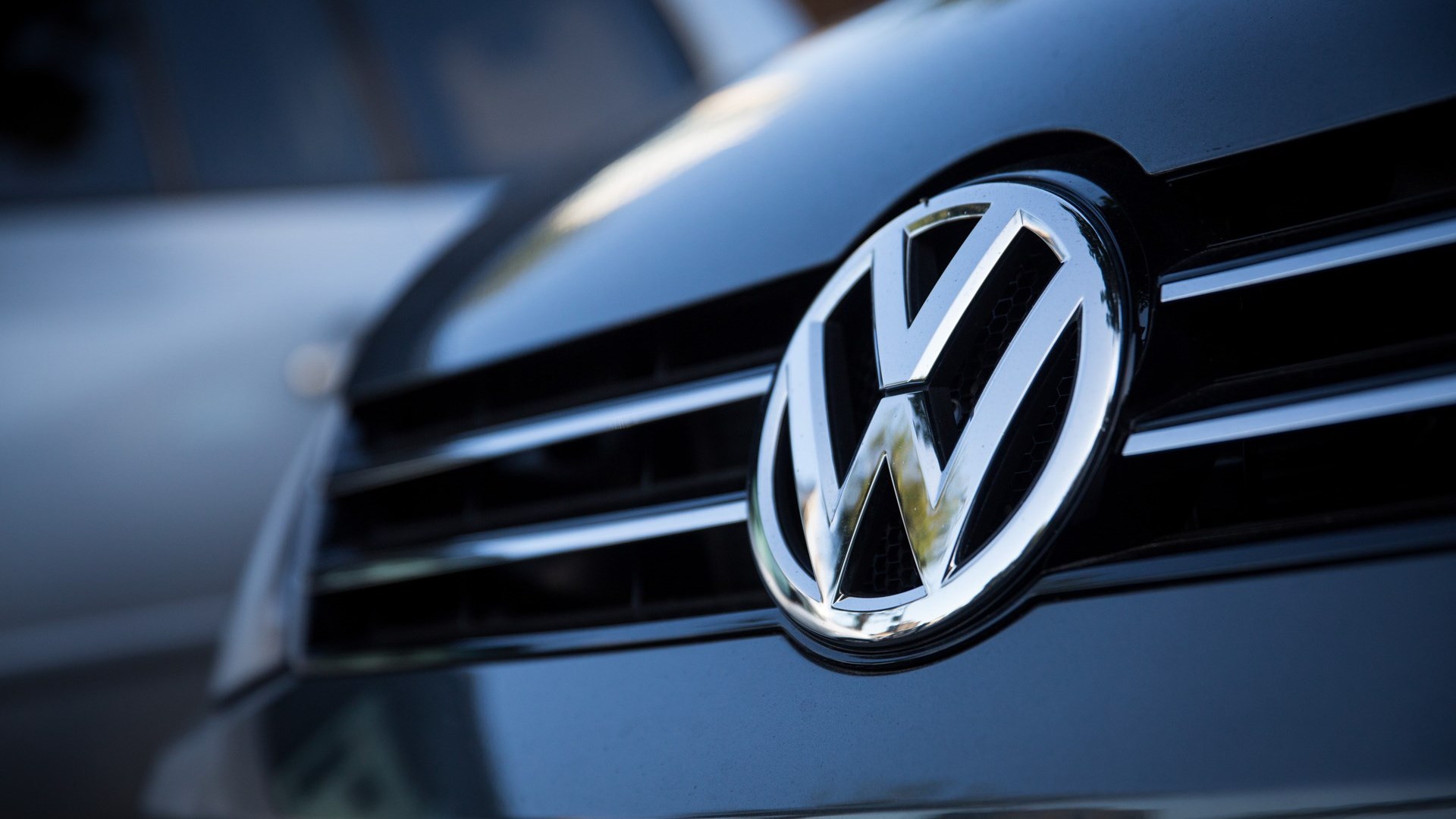 Πάνω από 27 δισ. ευρώ έχει στοιχίσει στη Volkswagen το σκάνδαλο των παραποιημένων ρύπων