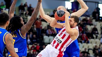 Αγωνία στον Ολυμπιακό για Στρέλνιεκς ενόψει Νταρουσάφακα