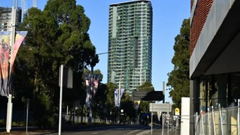 Πανικός στο Σίδνεϊ: Εκκενώθηκε ουρανοξύστης λόγω ρωγμής – Κινδυνεύει να καταρρεύσει – ΦΩΤΟ – ΒΙΝΤΕΟ