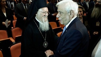 Ο Προκόπης Παυλόπουλος ευχήθηκε στον Βαρθολομαίο για την εορτή των Χριστουγέννων