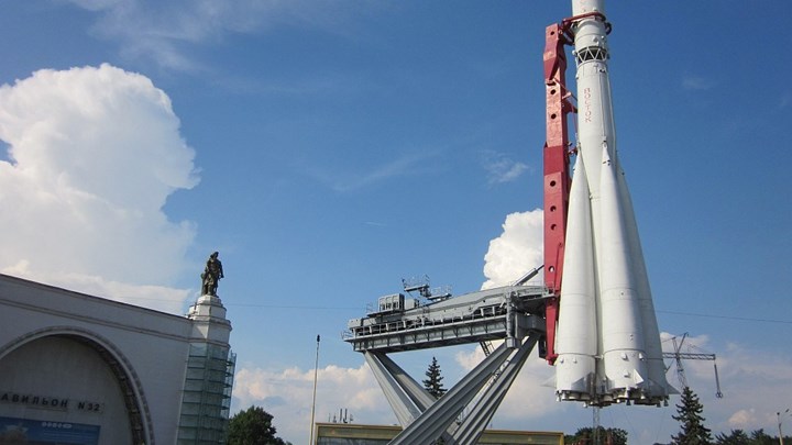 Η Μόσχα ανακοίνωσε την επιτυχή δοκιμή υπερηχητικού πυραύλου