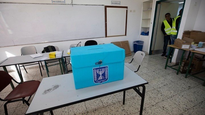 Η Κνέσετ ενέκρινε τον νόμο που προβλέπει τη διάλυσή της και πρόωρες εκλογές στο Ισραήλ