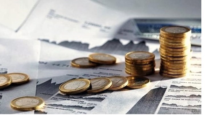 Handelsblatt: Καθοριστικό το 2019 για τις ελληνικές τράπεζες – “Καμπανάκι” για μια νέα κρίση χρέους