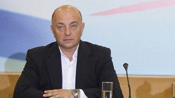 Τοσουνίδης: Ο ασυγκράτητος Ζάεφ επιβεβαιώνει ότι καμία συμφωνία δεν μπορεί να αποτρέψει τις αλυτρωτικές διαθέσεις τους