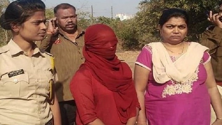 Σοκ στην Ινδία: Γυναίκα εκδικήθηκε τον άνδρα που την παρενοχλούσε – Τον έδεσε και του έκοψε τα γεννητικά όργανα