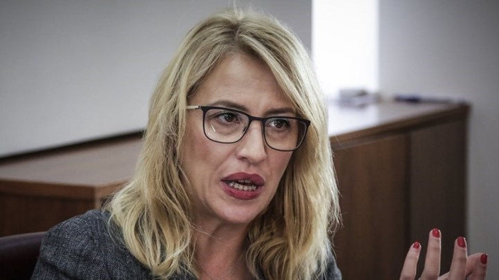 Δούρου για την έκρηξη στο Κολωνάκι: Απολύτως απεχθής και καταδικαστέα ενέργεια