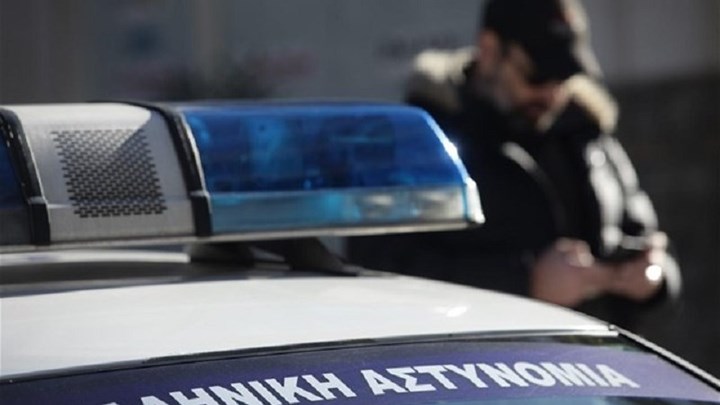 Έφοδος αστυνομικών σε στάνη στην Κρήτη – Βρέθηκε κλεμμένο αυτοκίνητο