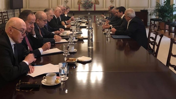 Παράταση του νόμου Κατσέλη έως τα τέλη Φεβρουαρίου συμφώνησαν Τσίπρας και Ένωση Τραπεζών