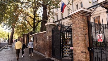 Συμφωνία Μόσχα- Λονδίνου: Οι απελαθέντες διπλωμάτες επιστρέφουν στις υπηρεσίες τους