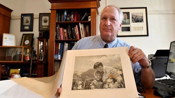 Έλληνας δημοπρατεί αντικείμενα του Χίτλερ στις ΗΠΑ