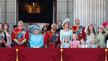 Αυτές είναι οι καλύτερες στιγμές της βασιλικής οικογένειας- ΒΙΝΤΕΟ