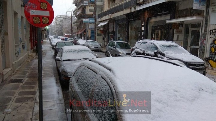 Στα λευκά ”ντύθηκε” η Καρδίτσα – ΦΩΤΟ – ΒΙΝΤΕΟ