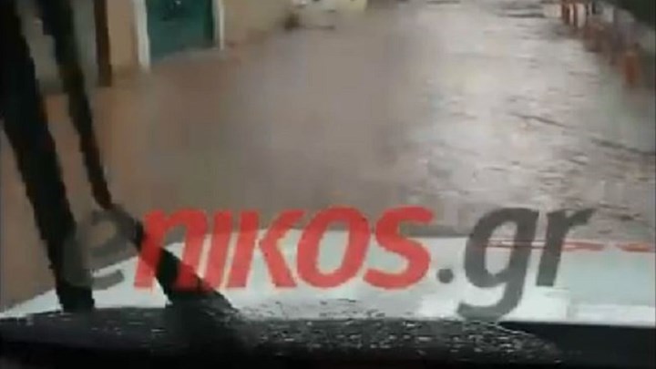Πλημμύρισαν δρόμοι στα Λεγραινά – ΒΙΝΤΕΟ αναγνώστη