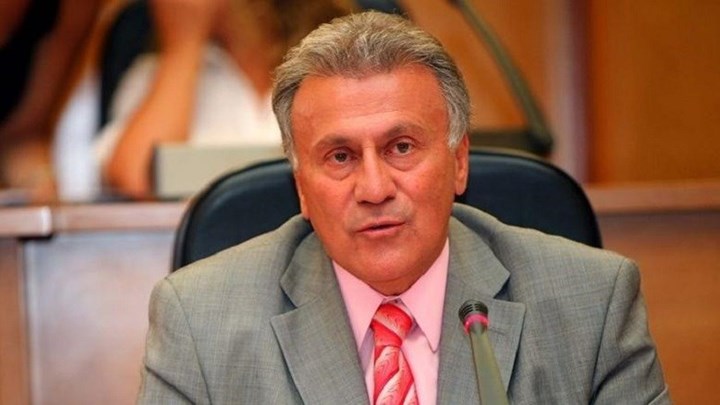 Σακουλάκια με αλάτι θα μοιράσει ο Παναγιώτης Ψωμιάδης λόγω… ψύχους – ΦΩΤΟ