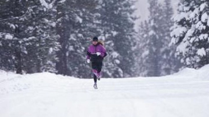 Πόσες επιπλέον θερμίδες «καίμε» όταν κάνει πολύ κρύο;