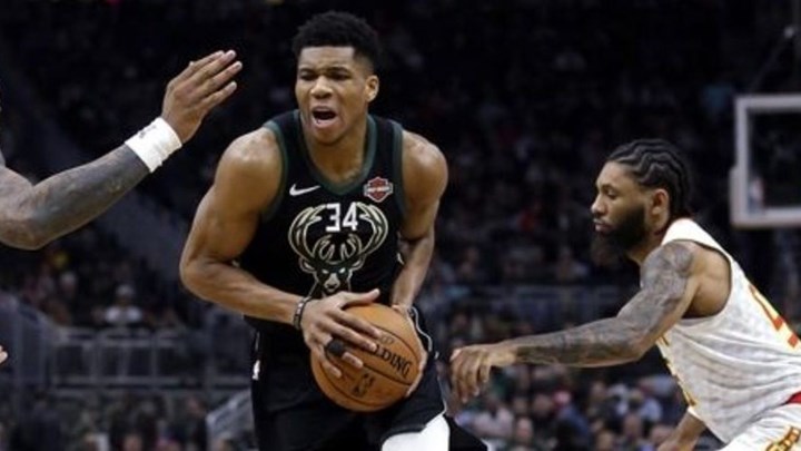 «Περίπατο» οι Μπακς, «φλέρταρε» με το triple-double ο Γιάννης – BINTEO