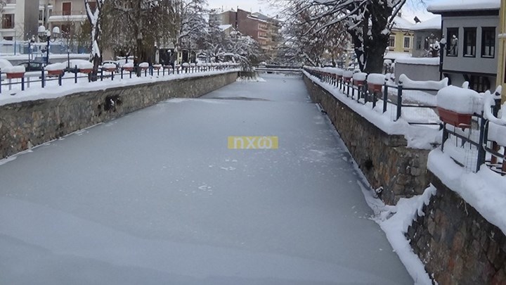 Πάγωσαν τα ποτάμια της Φλώρινας – ΦΩΤΟ
