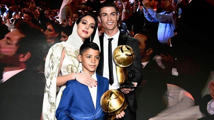 Καλύτερος ποδοσφαιριστής της χρονιάς ο Ρονάλντο – ΒΙΝΤΕΟ