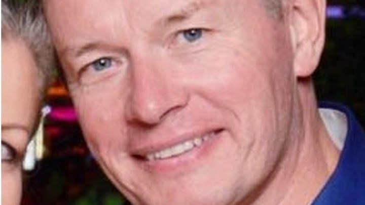 Βρετανός δισεκατομμυριούχος έμαθε κατά λάθος ότι οι τρεις γιοι του έχουν άλλο πατέρα – Ήταν στείρος εκ γεννετής