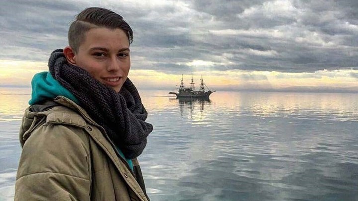 Το πιστολάκι μαλλιών “σκότωσε” τον 22χρονο παίκτη του “Ελλάδα έχεις ταλέντο” στη Λάρισα;