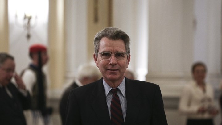 Πάιατ για Ρουβίκωνα: Ανόητος και παράλογος ο βανδαλισμός της πρεσβείας των ΗΠΑ