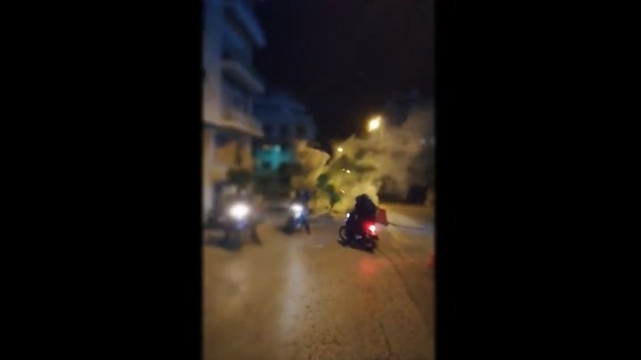 Βίντεο – ντοκουμέντο από την επίθεση του «Ρουβίκωνα» στην πρεσβεία των ΗΠΑ