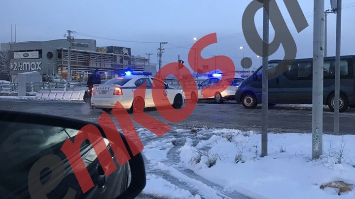 Προβλήματα στην κυκλοφορία στη Νέα Κηφισιά – ΦΩΤΟ αναγνώστη