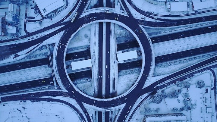 Μαγευτικές εικόνες της χιονισμένης Αθήνας από ψηλά – ΦΩΤΟ