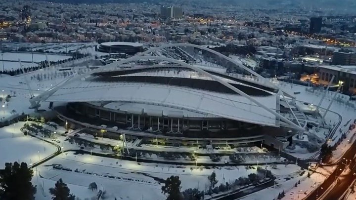 Απολαύστε τη χιονισμένη Αττική από drone – ΒΙΝΤΕΟ