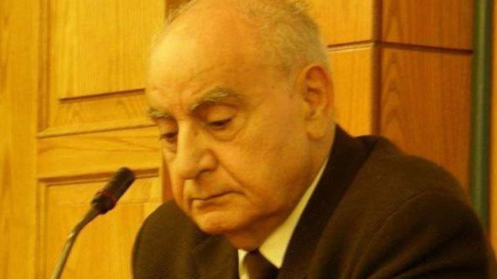 Έφυγε από τη ζωή ο Φάνης Κακριδής