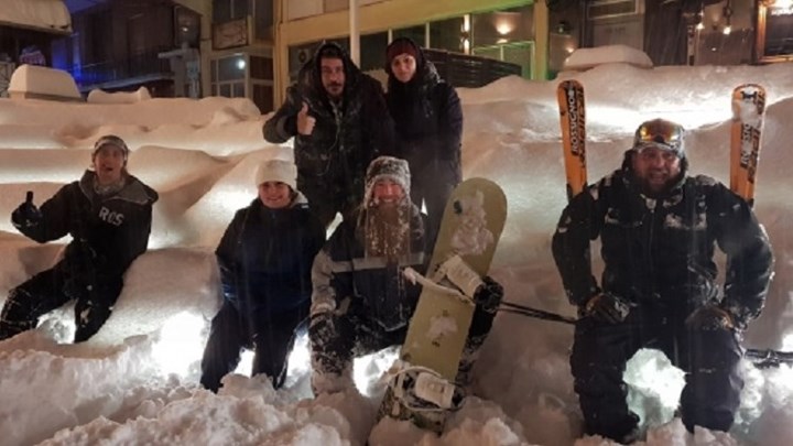 Πίστα για…σκι και snowboard στην κεντρική πλατεία των Γρεβενών – ΦΩΤΟ – ΒΙΝΤΕΟ