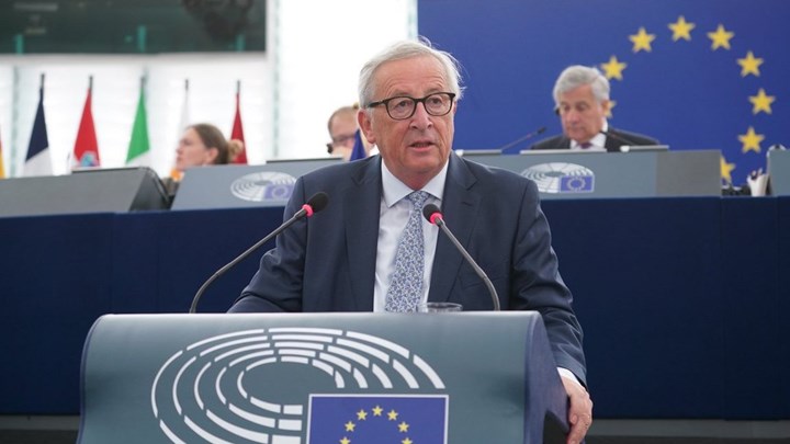 Mήνυμα Γιούνκερ για το Σκοπιανό