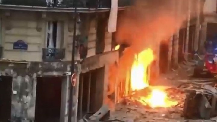 Οι πρώτες εικόνες από την έκρηξη στο Παρίσι – ΦΩΤΟ