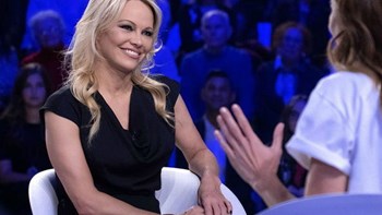 Πάμελα Άντερσον: Στο Χόλιγουντ γίνονται συμβιβασμοί