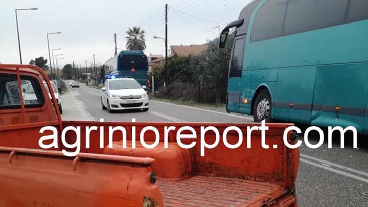 Σύγκρουση αγροτικού με λεωφορείο του ΚΤΕΛ – ΦΩΤΟ