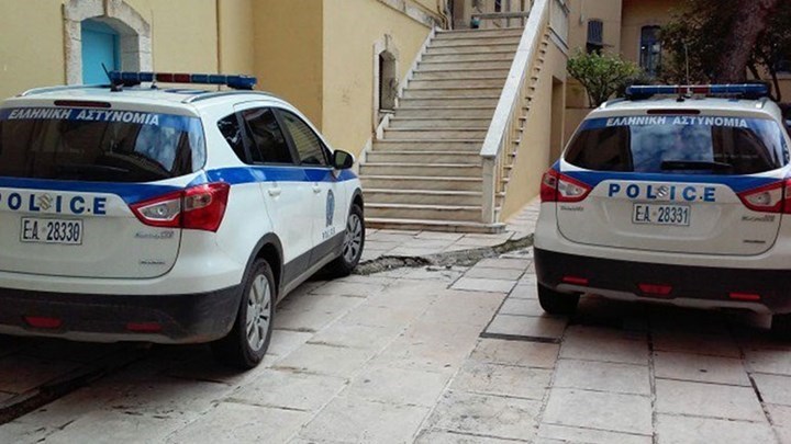 Χειροπέδες σε 35χρονο για κατοχή και εμπορία κοκαΐνης