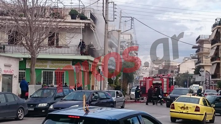 Νεκρός από φωτιά σε διαμέρισμα στη Νίκαια – ΤΩΡΑ – ΦΩΤΟ αναγνώστη