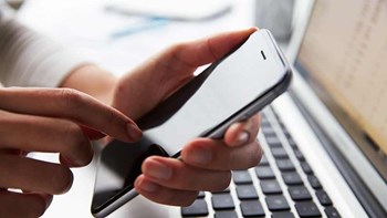 Ποινική δίωξη στον 63χρονο που έστελνε απειλητικά μηνύματα σε βουλευτές