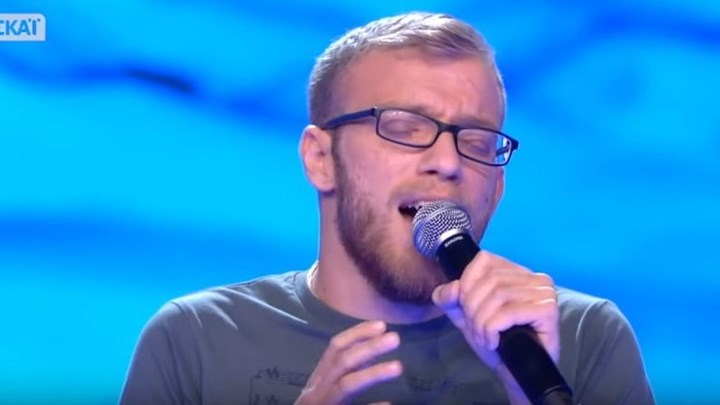 Θρήνος στην κηδεία του 24χρονου παίκτη του The Voice of Greece – ΒΙΝΤΕΟ