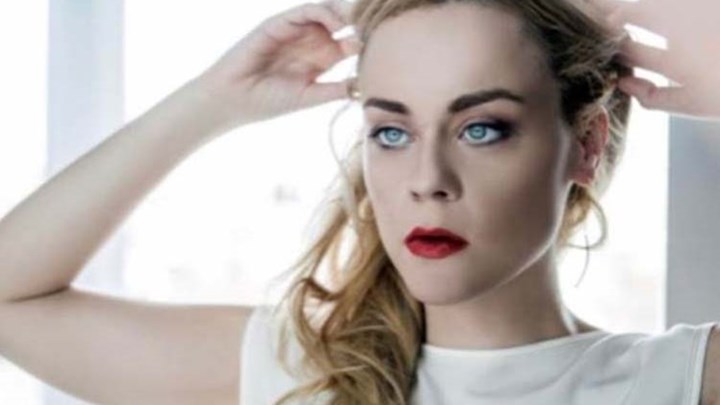 Η Παπαληγούρα γίνεται… Δασκάλα με τα χρυσά μάτια στο “Βέμπο” με σκηνοθέτη τον Ζούλια