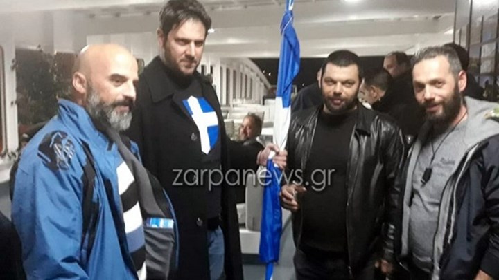 Με κατσούνες και τραγουδώντας το «Μακεδονία ξακουστή» αναχώρησαν από τα Χανιά για το συλλαλητήριο – ΒΙΝΤΕΟ – ΦΩΤΟ