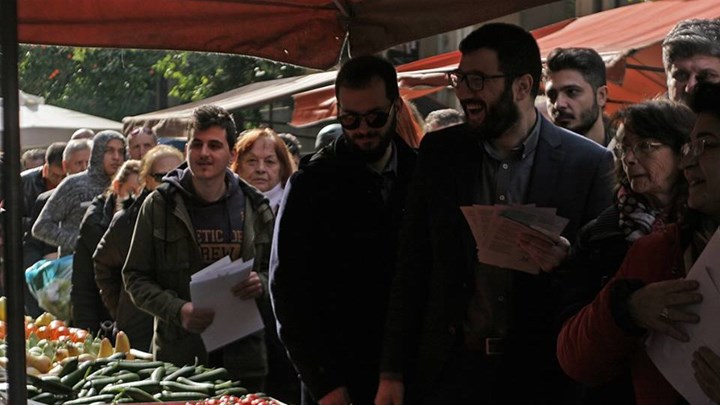 Περιοδεία του Νάσου Ηλιόπουλου στον Άγιο Παντελεήμονα – ΦΩΤΟ