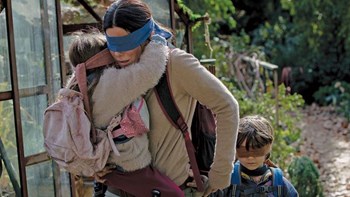Σάλος στον Καναδά για την ταινία “Bird Box” με την Σάντρα Μπούλοκ