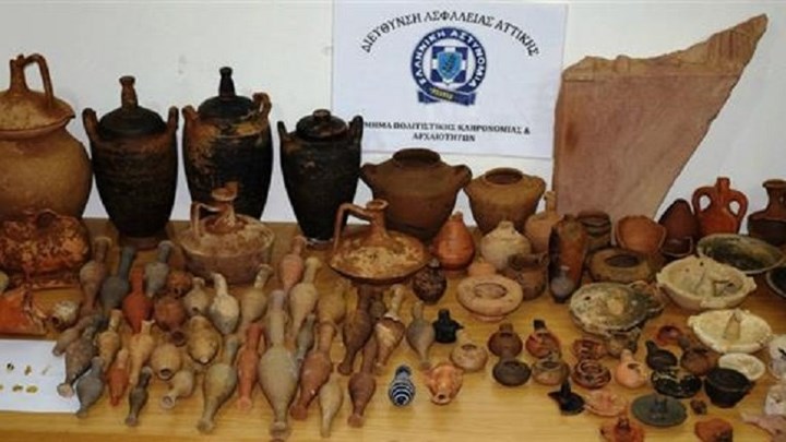 Συνελήφθη αρχαιοκάπηλος στο Γύθειο- Έκρυβε ολόκληρο μουσείο στο αυτοκίνητό του
