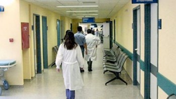 Συγκλονίζει ο πατέρας της 13χρονης μαθήτριας: Κλείστε τις Παιδιατρικές σε Λαμία-Λάρισα, είναι νεκροταφεία