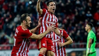 Με πρωταγωνιστή τον Ποντένσε ο Ολυμπιακός νίκησε 3-1 την Ξάνθη και προκρίθηκε στα προημιτελικά