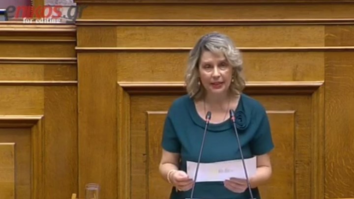 Με θετικά λόγια για τη Συμφωνία των Πρεσπών μίλησε η Παπακώστα – Το βράδυ θα αποκαλύψει την απόφασή της – ΒΙΝΤΕΟ