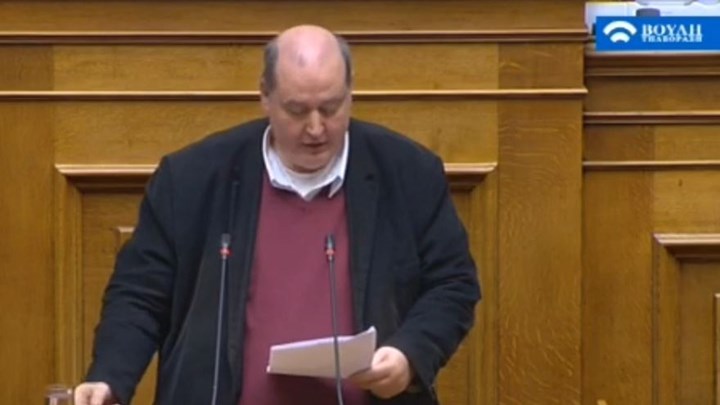 Φίλης: Το σύνθημα “η Μακεδονία είναι μία και ελληνική” εκθέτει την Ελλάδα – ΒΙΝΤΕΟ